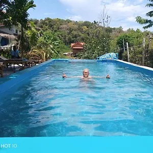 https://lanta-dareen-garden-home.koh-lantahotels.net